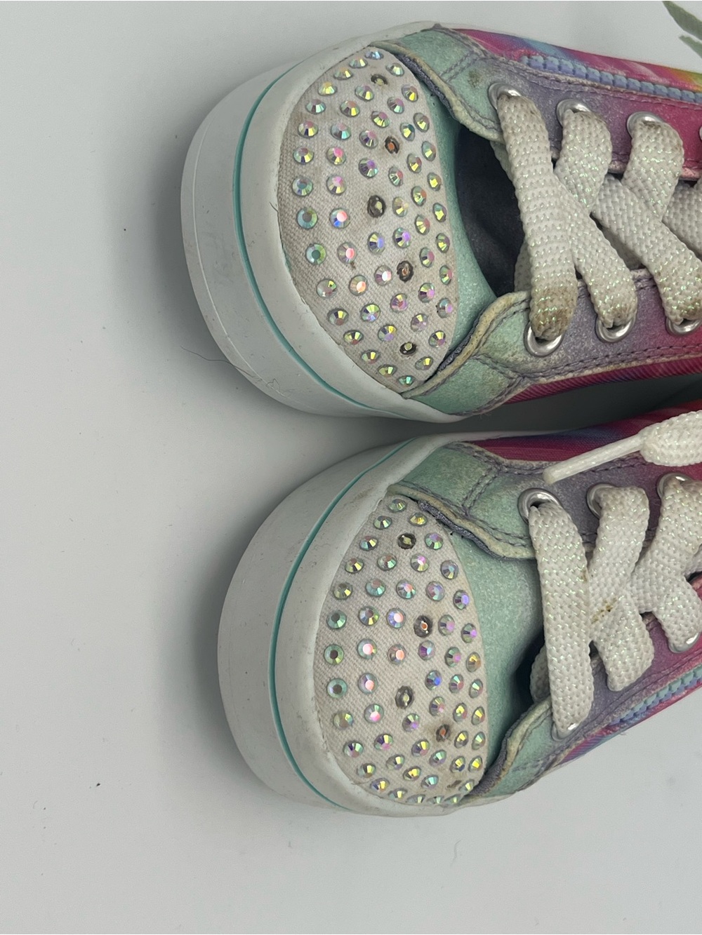 Skechers girls size 13.5 Kids Rainbow Tie-Dye bling Toe no tie zip sneakers - Picture 6 of 8